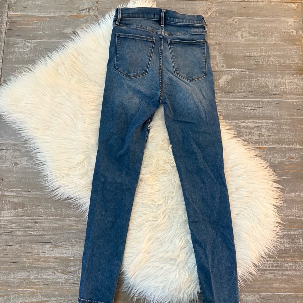 Abercrombie & Fitch Ultra High Rise Super Skinny Ankle Jeans 2/26 - Picture 6 of 6